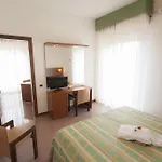 Rossini Hotel 3*