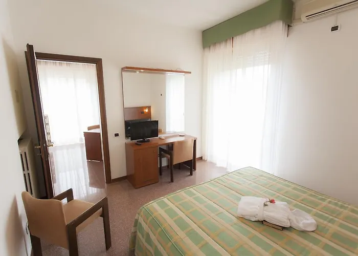 Rossini Szálloda 3*