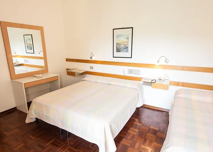 Rossini Отель Tabiano Terme